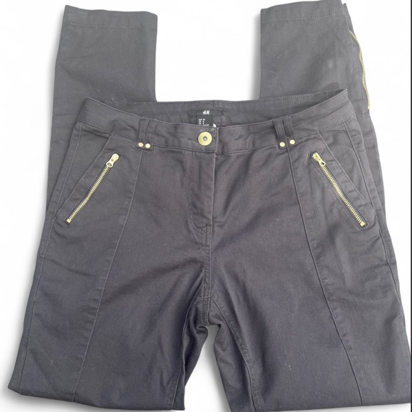 H&M Black Skinny Legs with Zippers Pants Size 8 - Picture 2 of 6